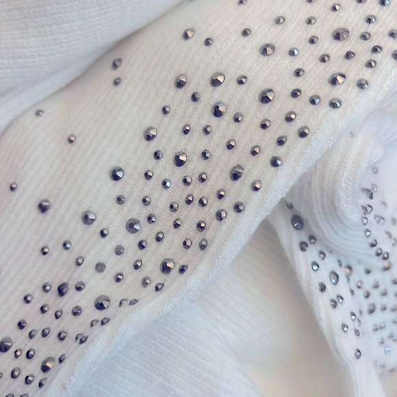 Apricot Stud Neckline Ribbed Batwing Jumper - Picture 6 of 7